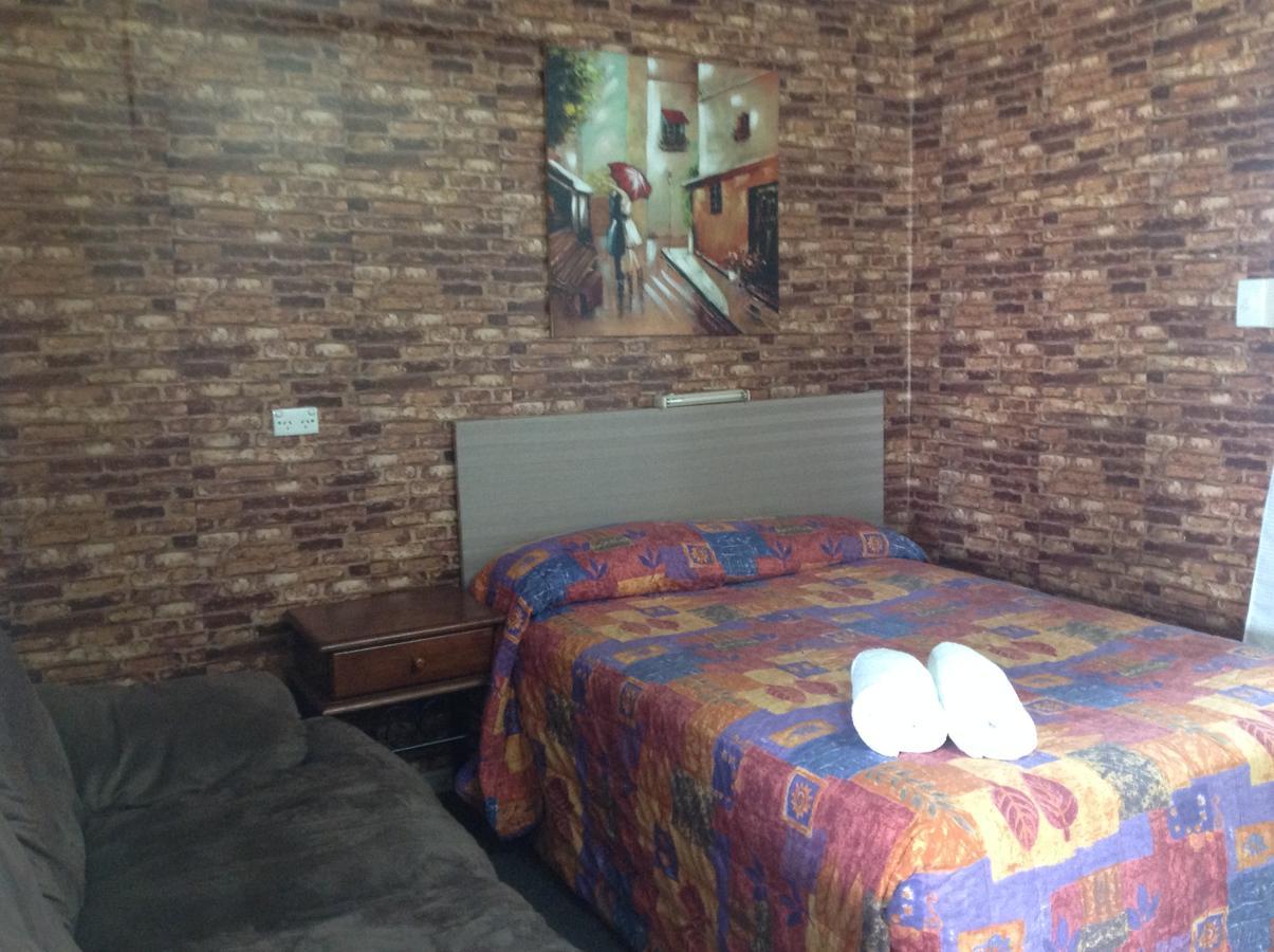 Ayr Max Motel Экстерьер фото